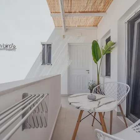 Golden Bird's 公寓式酒店 Naxos City