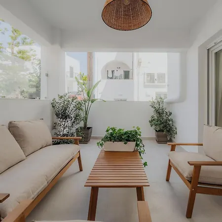 Golden Bird's Aparthotel 4*