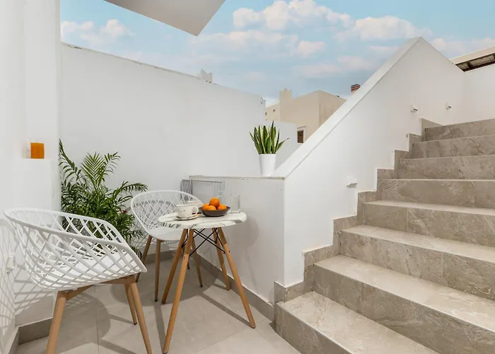 Aparthotel Golden Bird's 4*