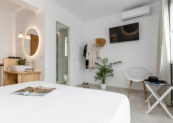 Aparthotel Golden Bird's 4*