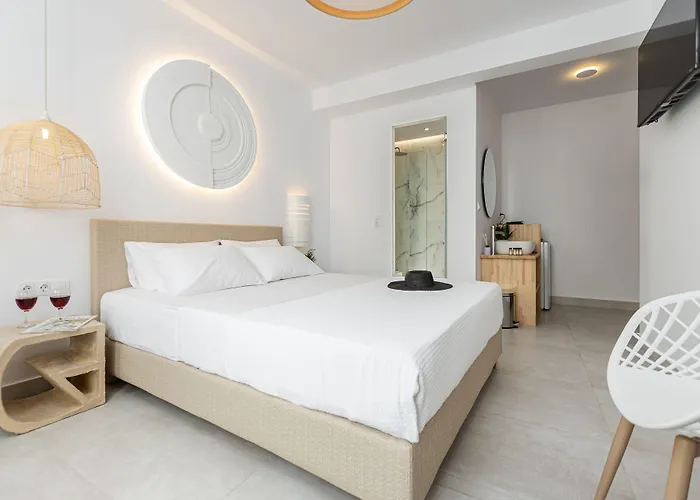 Golden Bird's Aparthotel