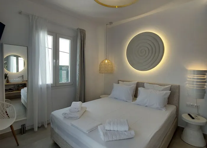 Golden Bird's Aparthotel 4*