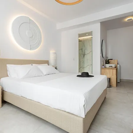 Golden Bird's Aparthotel