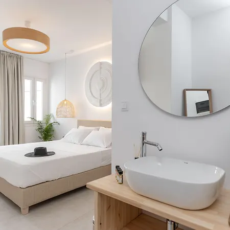 Golden Bird's Aparthotel 4*