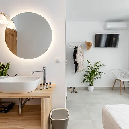 Golden Bird's Ξενοδοχείο με διαμερίσματα