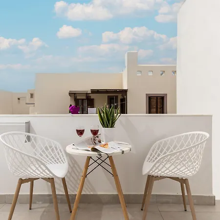 Golden Bird's Aparthotel 4*