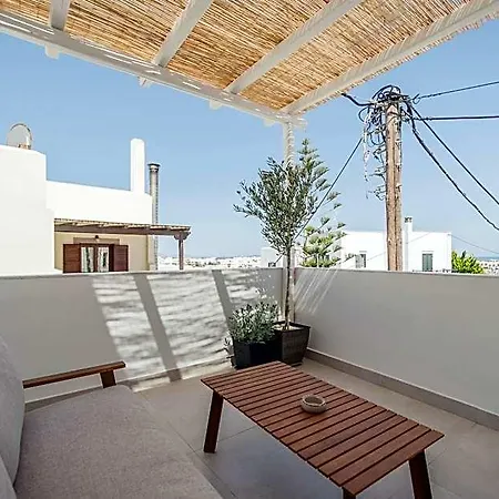 Golden Bird's Apartmanhotel 4*