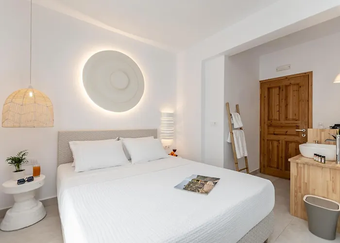 Golden Bird's Aparthotel