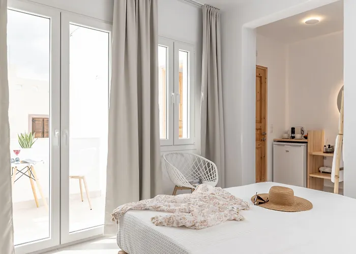 Golden Bird's Aparthotel 4*