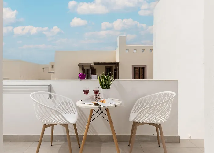 Golden Bird's Aparthotel 4*